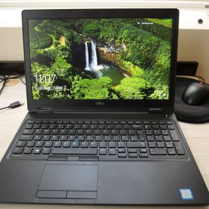 Laptop Dell Precision 3520 Estacion de Trabajo 15"TouchScreen Intel Core i7 7gGen 2.8GHz, 12GB RAM, 256GB NVME SSD nVidia Quadro M630